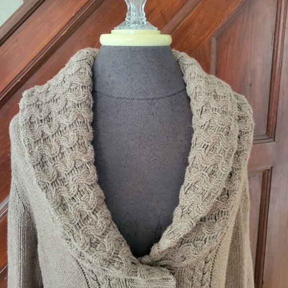 Old Navy Womens Shawl Collar Cable Knit Cardigan Sweater Medium Brown Lambswool - Picture 2 of 8